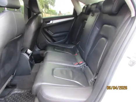 AUDI A4 1.8 4P TFSI ATTRACTION MULTITRONIC AUTOM�TICO, Foto 10