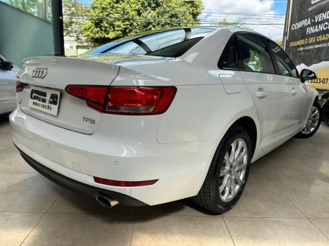 AUDI A4 2.0 16V 4P TFSI AMBIENTE MULTITRONIC AUTOM�TICO, Foto 4