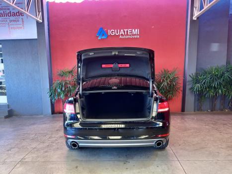 AUDI A4 2.0 16V 4P TFSI AMBIENTE MULTITRONIC AUTOM�TICO, Foto 24