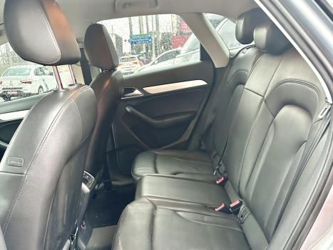 AUDI Q3 1.4 4P 35 TFSI BLACK S LINE S-TRONIC AUTOM�TICO, Foto 4