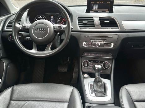 AUDI Q3 1.4 4P 35 TFSI BLACK S LINE S-TRONIC AUTOM�TICO, Foto 10