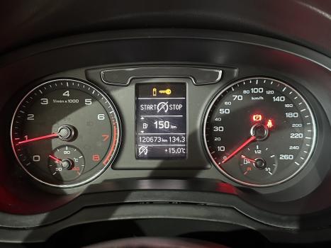 AUDI Q3 1.4 4P 35 TFSI BLACK S LINE S-TRONIC AUTOM�TICO, Foto 8