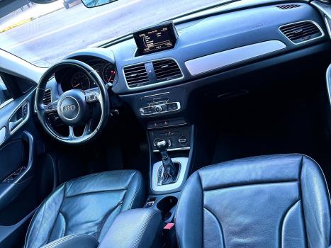 AUDI Q3 1.4 4P 35 TFSI BLACK S LINE S-TRONIC AUTOM�TICO, Foto 16
