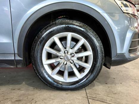 AUDI Q3 1.4 4P 35 TFSI BLACK S LINE S-TRONIC AUTOM�TICO, Foto 18