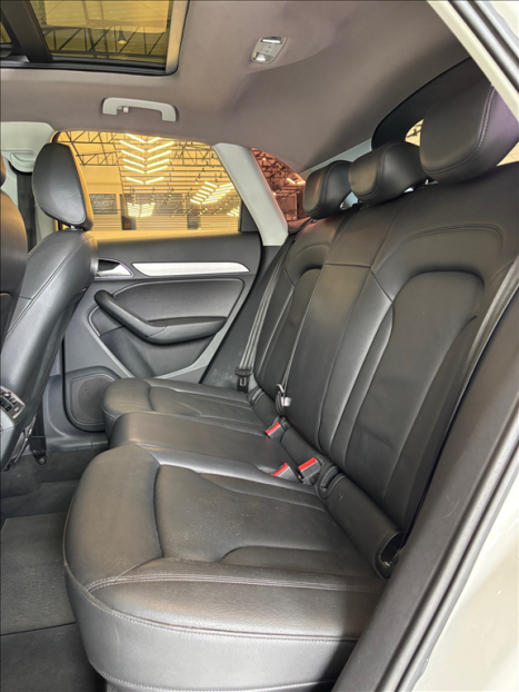 AUDI Q3 1.4 4P FLEX TFSI AMBIENTE S-TRONIC AUTOMTICO, Foto 9