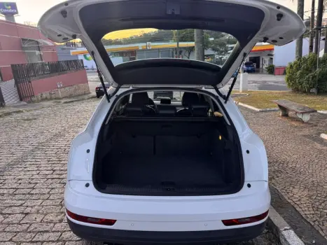 AUDI Q3 1.4 4P FLEX TFSI AMBITION S-TRONIC AUTOM�TICO, Foto 8