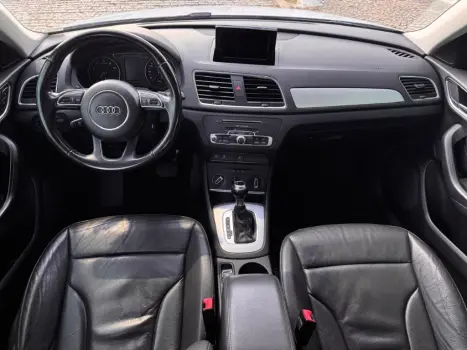 AUDI Q3 1.4 4P FLEX TFSI AMBITION S-TRONIC AUTOM�TICO, Foto 9