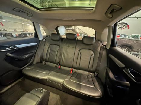 AUDI Q3 1.4 4P FLEX TFSI AMBITION S-TRONIC AUTOM�TICO, Foto 9