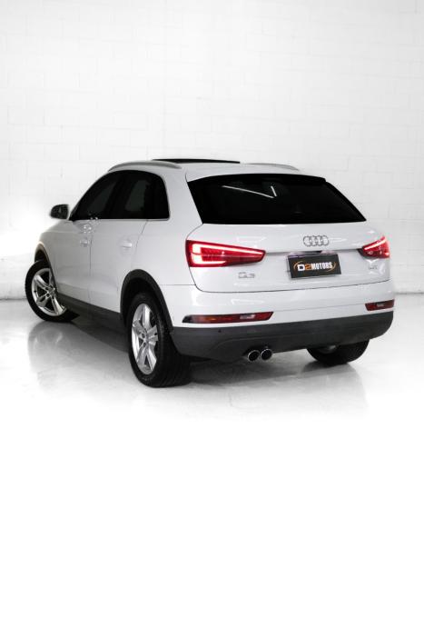 AUDI Q3 1.4 4P FLEX TFSI AMBIENTE S-TRONIC AUTOM�TICO, Foto 2