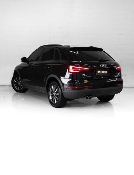 AUDI Q3 1.4 4P FLEX TFSI AMBIENTE S-TRONIC AUTOM�TICO, Foto 2