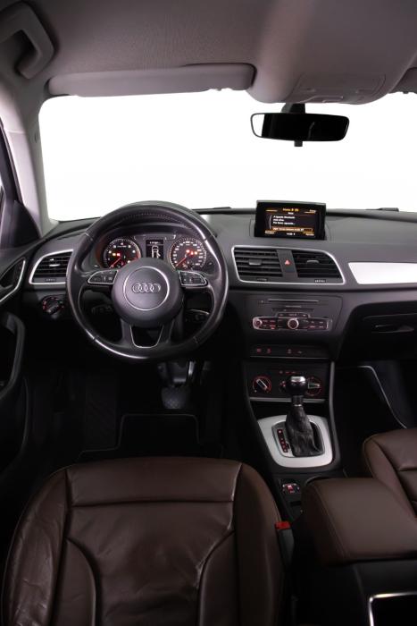 AUDI Q3 1.4 4P FLEX TFSI AMBIENTE S-TRONIC AUTOM�TICO, Foto 5