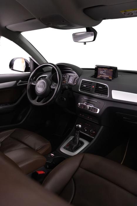 AUDI Q3 1.4 4P FLEX TFSI AMBIENTE S-TRONIC AUTOM�TICO, Foto 7
