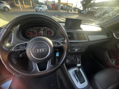 AUDI Q3 1.4 4P TFSI ATTRACTION S-TRONIC AUTOM�TICO, Foto 7
