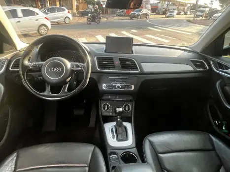 AUDI Q3 1.4 4P TFSI ATTRACTION S-TRONIC AUTOM�TICO, Foto 8