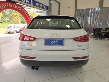 AUDI Q3 1.4 4P TFSI AMBIENTE S-TRONIC AUTOM�TICO, Foto 5
