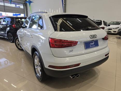 AUDI Q3 1.4 4P TFSI AMBIENTE S-TRONIC AUTOM�TICO, Foto 4