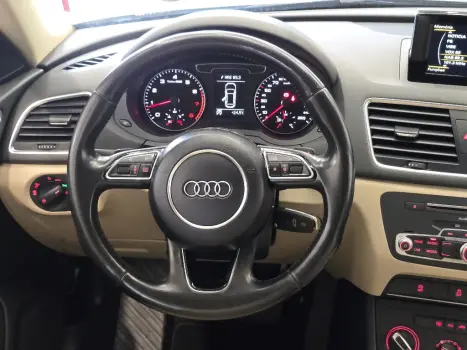 AUDI Q3 1.4 4P TFSI AMBIENTE S-TRONIC AUTOM�TICO, Foto 11
