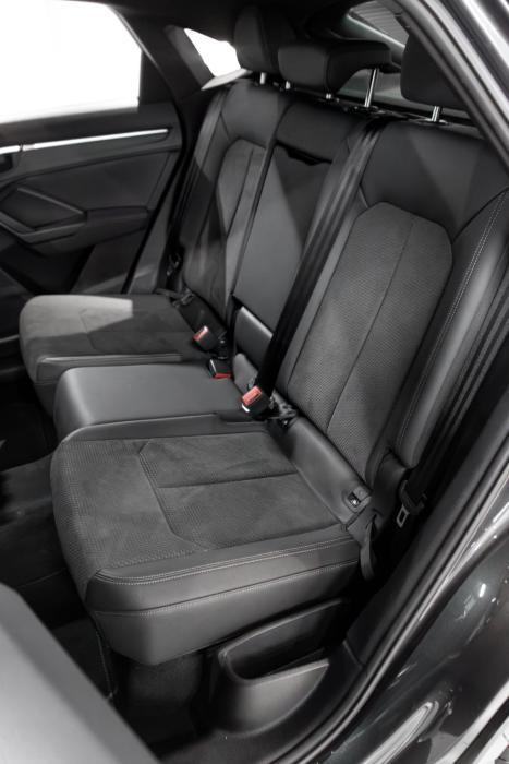 AUDI Q3 2.0 4P 40 TFSI SPORTBACK PERFORMANCE QUATTRO TIPTRONIC AUTOM�TICO, Foto 9