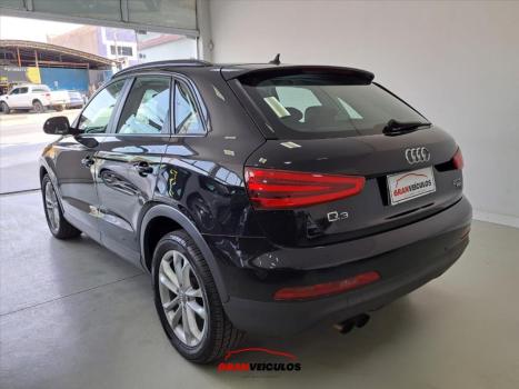 AUDI Q3 2.0 4P TFSI AMBITION QUATTRO S-TRONIC AUTOM�TICO, Foto 4