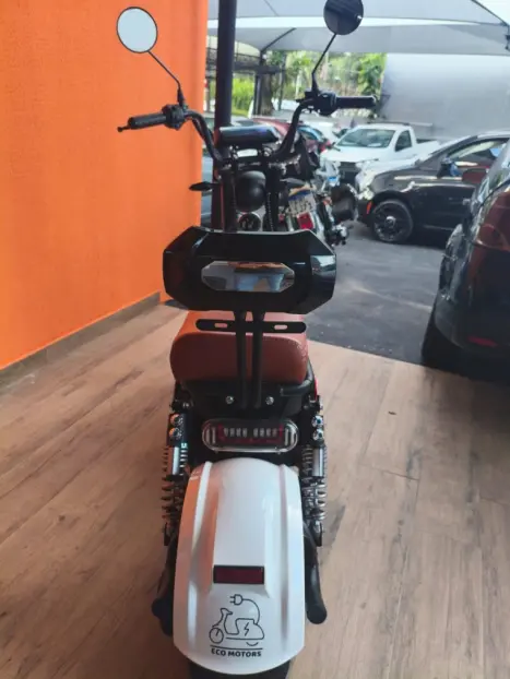 BAJAJ Dominar 160 , Foto 5