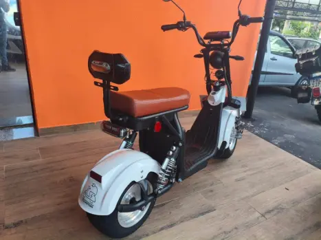 BAJAJ Dominar 160 , Foto 11