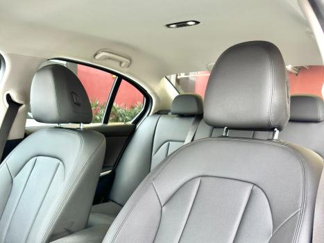 BMW 320I 2.0 16V 4P GP TURBO ACTIVE FLEX AUTOM�TICO, Foto 6