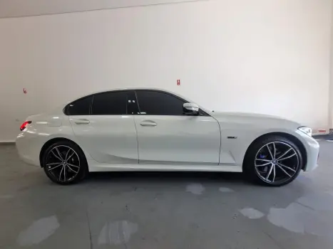 BMW 330E 2.0 16V 4P M SPORT HÍBRIDO TURBO AUTOMÁTICO, Foto 2