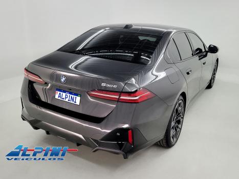 BMW 530E 2.0 16V 4P TWINPOWER H�BRIDO M SPORT AUTOM�TICO, Foto 4