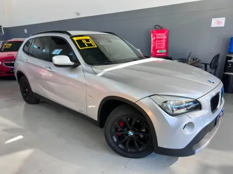 BMW X1 2.0 16V 4P 18I S DRIVE AUTOM�TICO, Foto 2