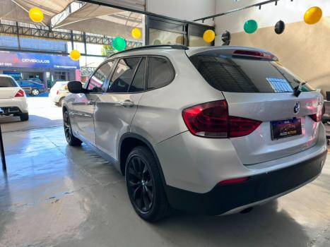 BMW X1 2.0 16V 4P 18I S DRIVE AUTOM�TICO, Foto 6