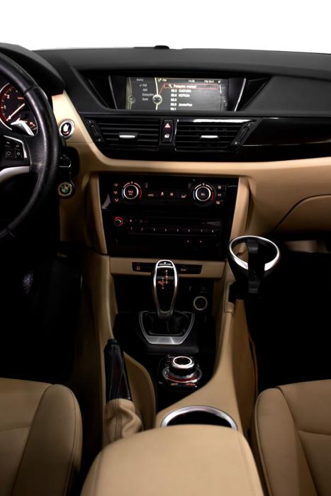BMW X1 2.0 16V 4P S DRIVE 18I AUTOMÁTICO, Foto 8