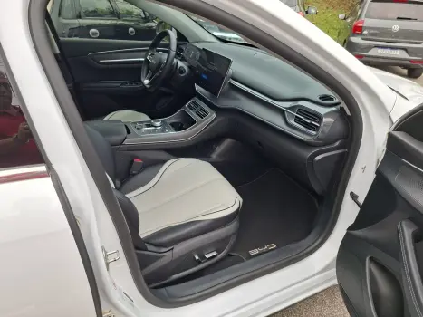 BYD King 1.5 16V 4P GS DM-I PHEV AUTOMÁTICO, Foto 8