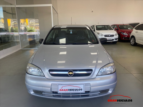 CHEVROLET Astra Hatch 1.8 GL, Foto 2