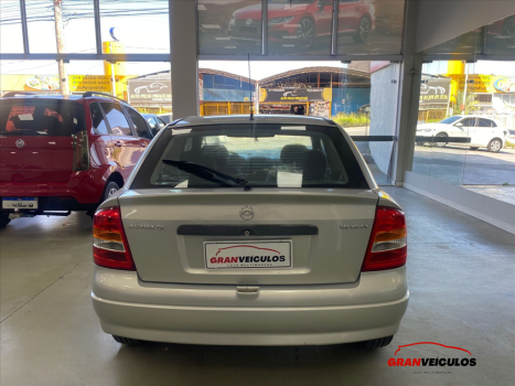 CHEVROLET Astra Sedan 1.8 4P GL, Foto 5
