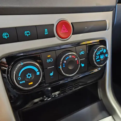 CHEVROLET Captiva Sport 2.4 16V SFI ECOTEC AUTOM�TICO, Foto 14