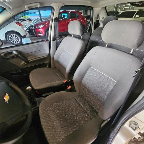 CHEVROLET Classic Sedan 1.0 4P VHCE FLEX LS, Foto 10 CHEVROLET Classic Sedan 1.0 4P VHCE FLEX LS, Foto 10