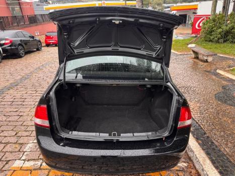 CHEVROLET Classic Sedan 1.0 4P, Foto 6