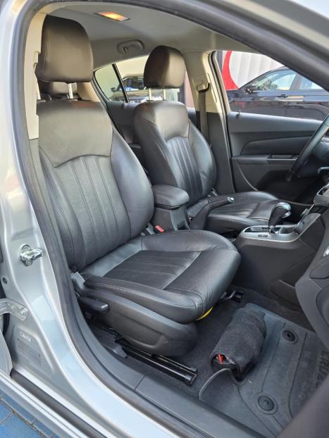 CHEVROLET Cruze Hatch 1.4 16V 4P LT SPORT6 TURBO FLEX AUTOMTICO, Foto 13