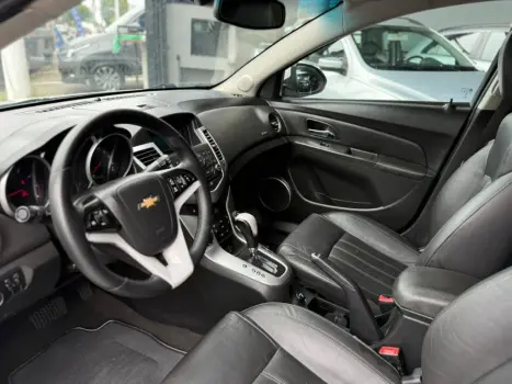CHEVROLET Cruze Hatch 1.8 16V 4P LT SPORT6 FLEX AUTOM�TICO, Foto 9