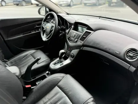 CHEVROLET Cruze Hatch 1.8 16V 4P LT SPORT6 FLEX AUTOM�TICO, Foto 11