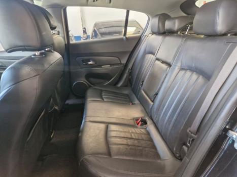 CHEVROLET Cruze Hatch 1.8 16V 4P LT SPORT6 FLEX AUTOM�TICO, Foto 4