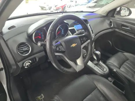 CHEVROLET Cruze Hatch 1.8 16V 4P LT SPORT6 FLEX AUTOM�TICO, Foto 13