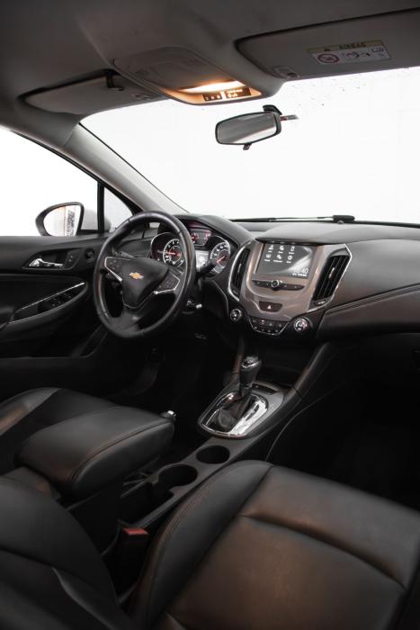 CHEVROLET Cruze Hatch 1.4 16V 4P LT TURBO FLEX AUTOM�TICO, Foto 5