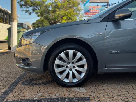 CHEVROLET Cruze Sedan 1.8 16V 4P LTZ ECOTEC FLEX AUTOMÁTICO, Foto 7 CHEVROLET Cruze Sedan 1.8 16V 4P LTZ ECOTEC FLEX AUTOMÁTICO, Foto 7