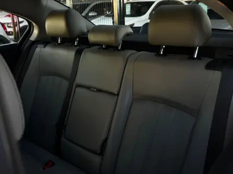 CHEVROLET Cruze Sedan 1.8 16V 4P LTZ ECOTEC FLEX AUTOMÁTICO, Foto 14 CHEVROLET Cruze Sedan 1.8 16V 4P LTZ ECOTEC FLEX AUTOMÁTICO, Foto 14