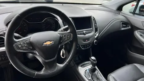 CHEVROLET Cruze Sedan 1.4 16V 4P LT FLEX TURBO AUTOM�TICO, Foto 10
