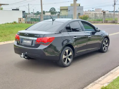 CHEVROLET Cruze Sedan 1.8 16V 4P LTZ ECOTEC FLEX AUTOM�TICO, Foto 4