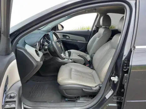CHEVROLET Cruze Sedan 1.8 16V 4P LTZ ECOTEC FLEX AUTOM�TICO, Foto 6