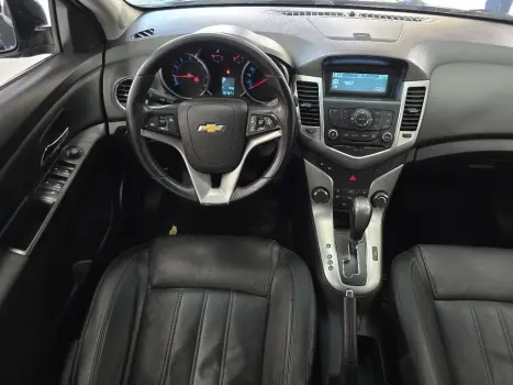 CHEVROLET Cruze Sedan 1.8 16V 4P LT SPORT6 FLEX AUTOM�TICO, Foto 10