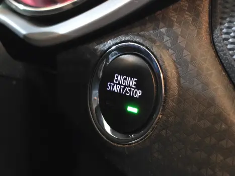 CHEVROLET Onix Hatch 1.0 4P FLEX LTZ TURBO AUTOMÁTICO, Foto 13 CHEVROLET Onix Hatch 1.0 4P FLEX LTZ TURBO AUTOMÁTICO, Foto 13